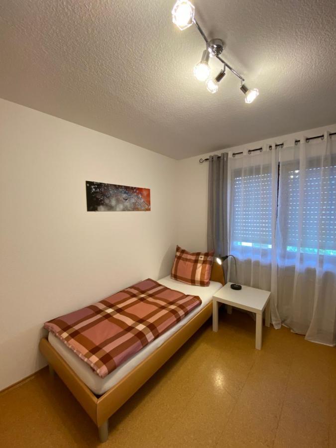 Elviras Apartment Singen Quarto foto