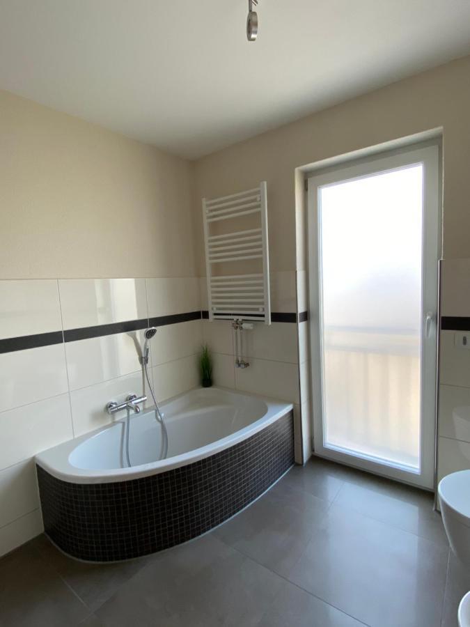 Elviras Apartment Singen Quarto foto