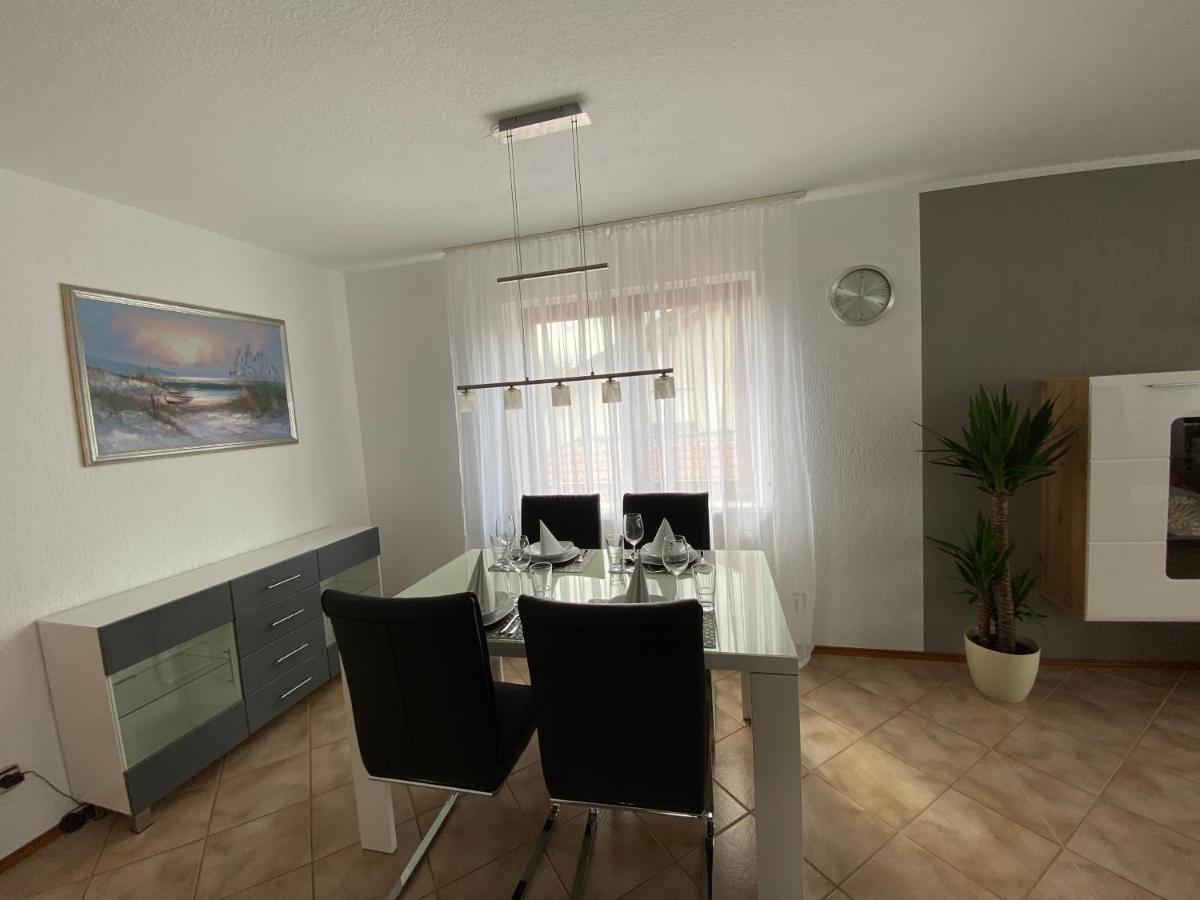 Elviras Apartment Singen Quarto foto